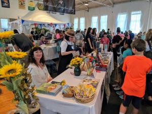 Colleen Rowan Kosinski at the Chesapeake Children's Book Festival 2018 #ApromiseStitchedInTime #LillasSunflowers