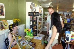 #LillasSunflowers Colleen Rowan Kosinski "Lilla's Sunflowers" Launch Party