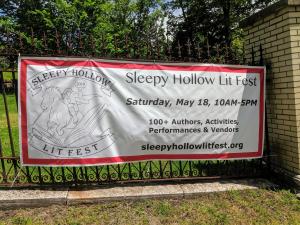 Colleen Rowan Kosinski at the Sleepy Hollow LitFest 2019 #ApromiseStitchedInTime #LillasSunflowers